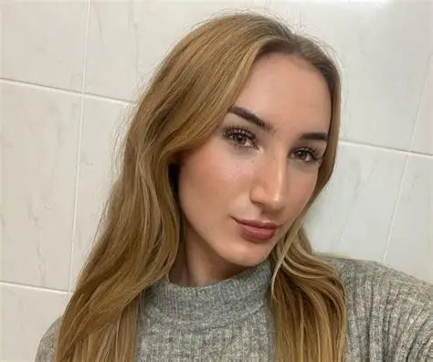 Julie. R